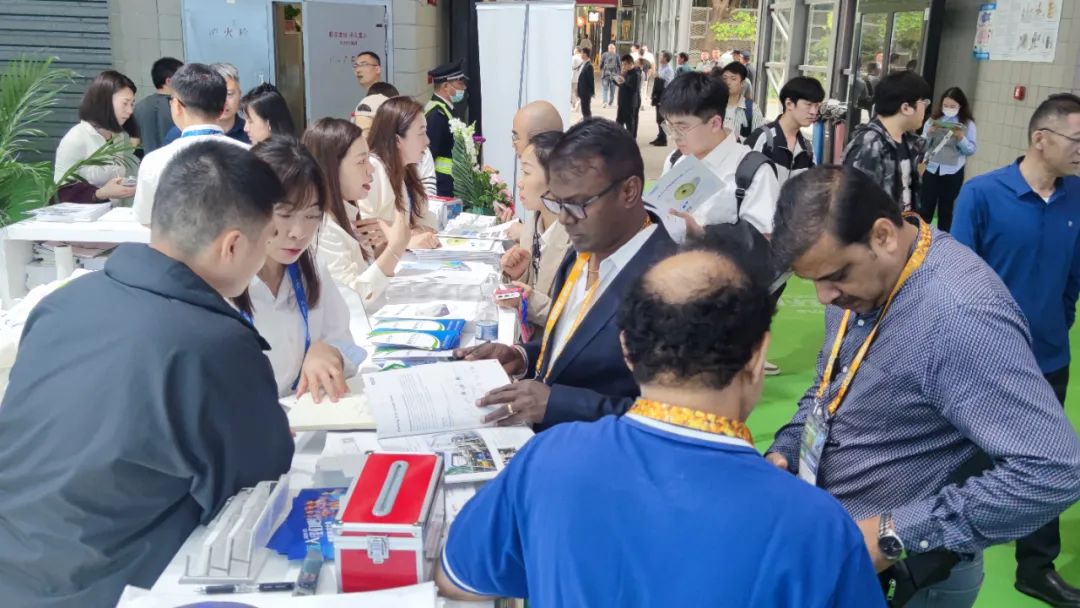 �����ǿͻ�����uu�����������չ̨��ѯ��ˮ���óͷ�