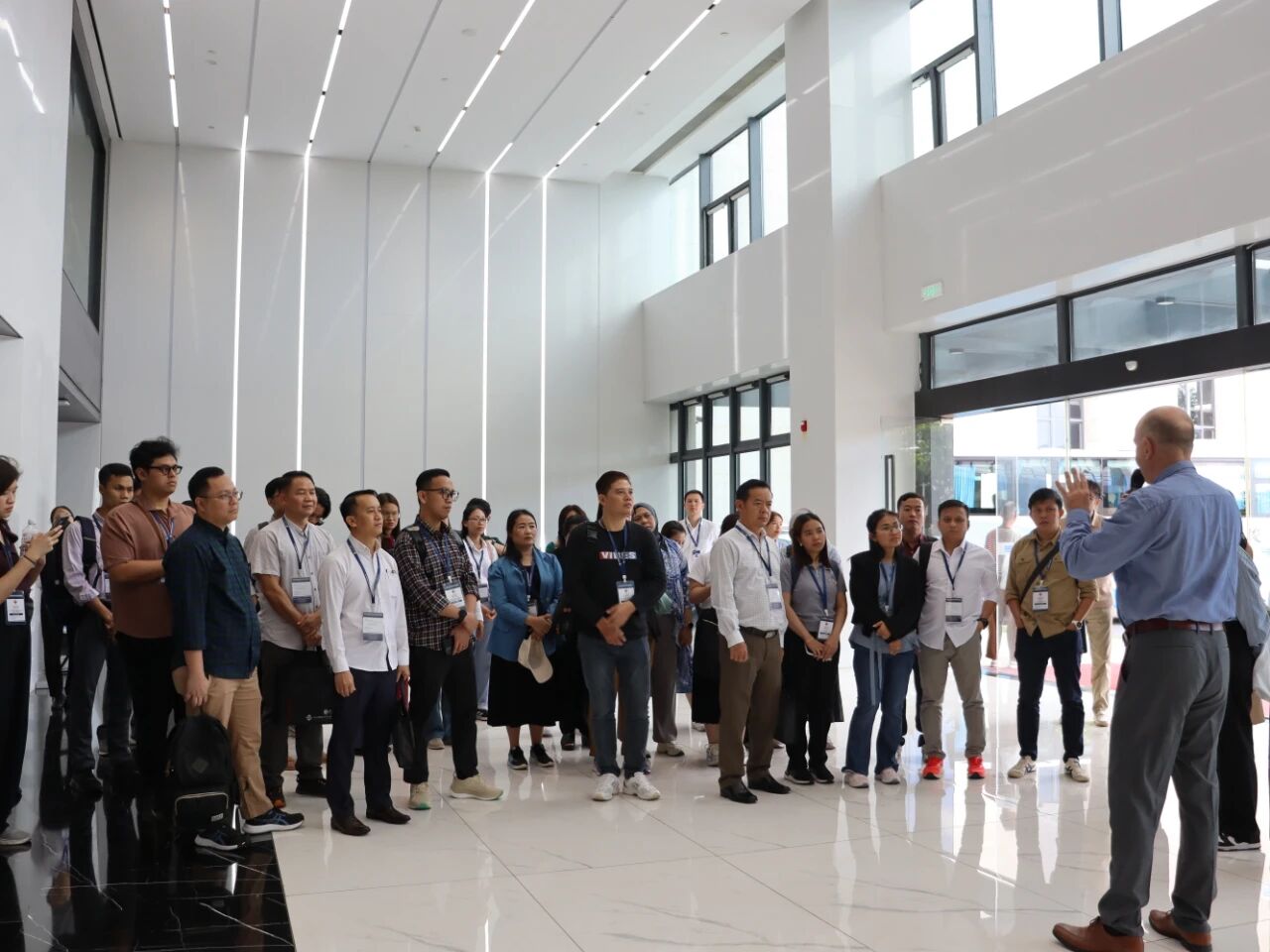 ������óЭ��������ɫ��ҵ���ްൽ��uu�����������